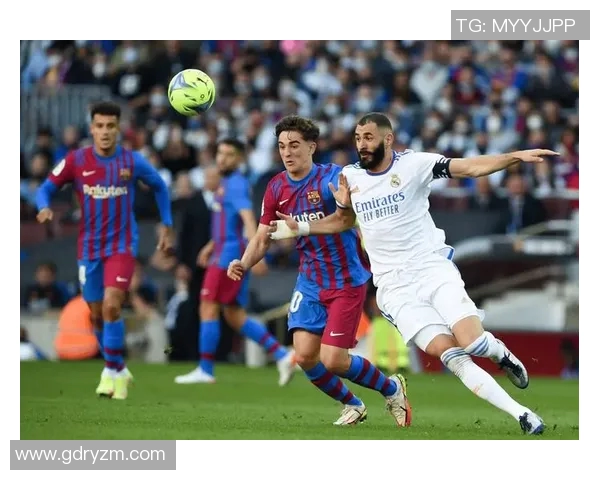 广州恒大与皇马巅峰对决足球盛宴引发全球关注与热议 广州恒大与皇马巅峰对决足球盛宴引发全球关注与热议